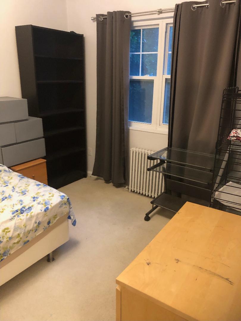 Room2.jpeg